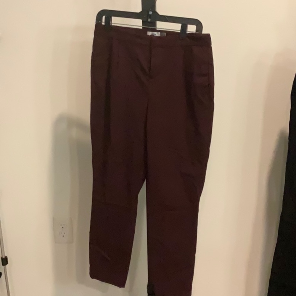 Old navy cropped pants